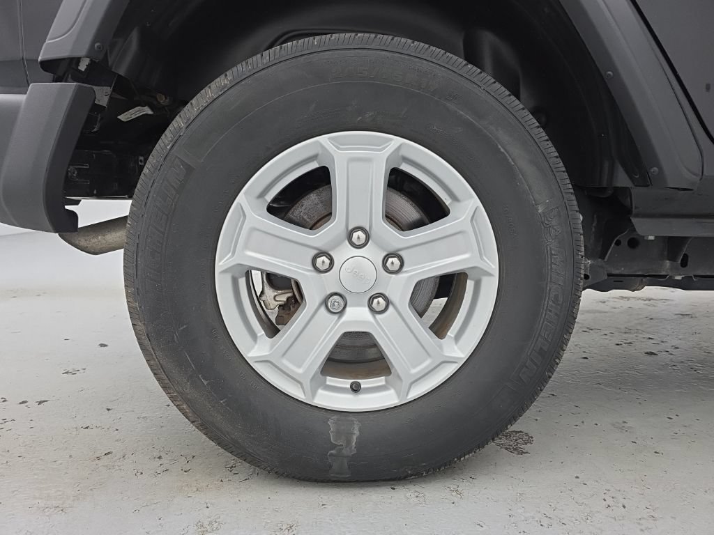 Used 2022 Jeep Wrangler Unlimited Sport AWD/4WD image 19