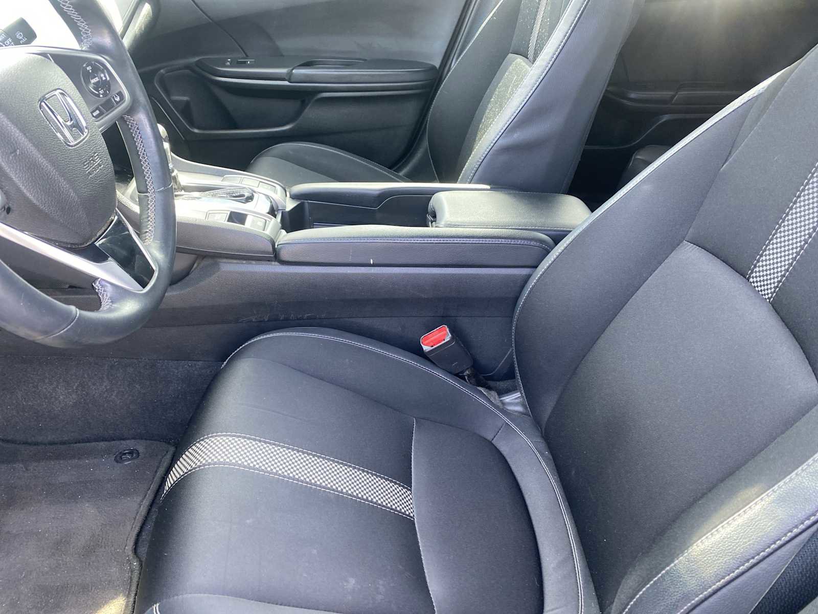 Used 2020 Honda Civic Sport image 25