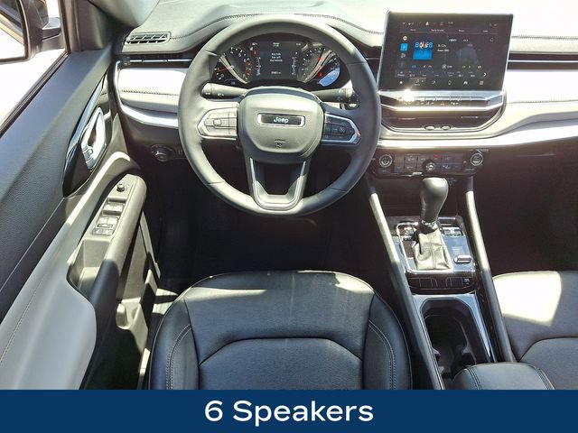 Used 2025 Jeep Compass Limited AWD/4WD image 3