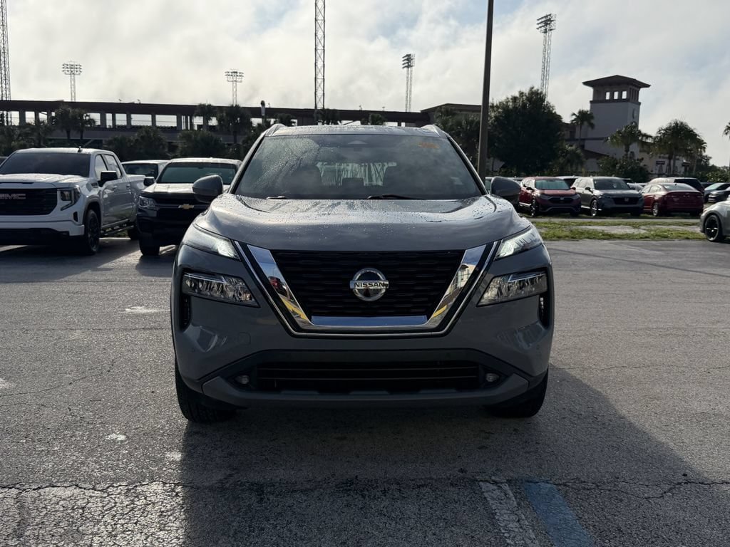 Used 2021 Nissan Rogue SL w/ Premium Package FWD image 3