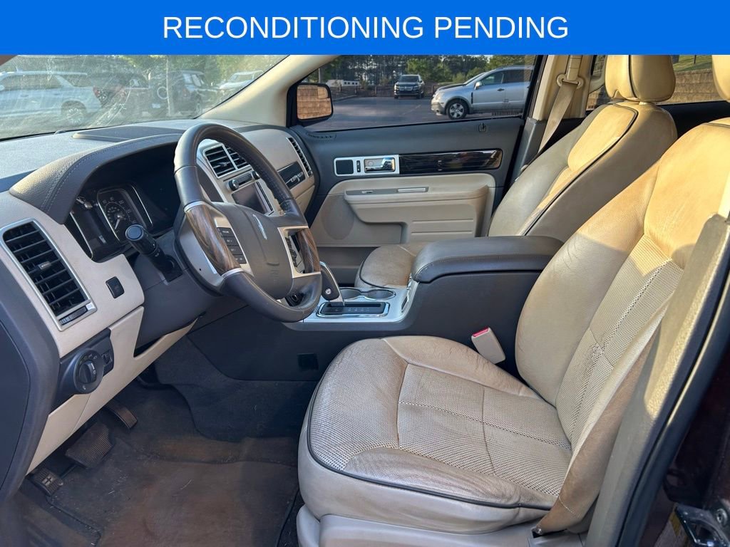 Used 2010 Lincoln MKX AWD image 8