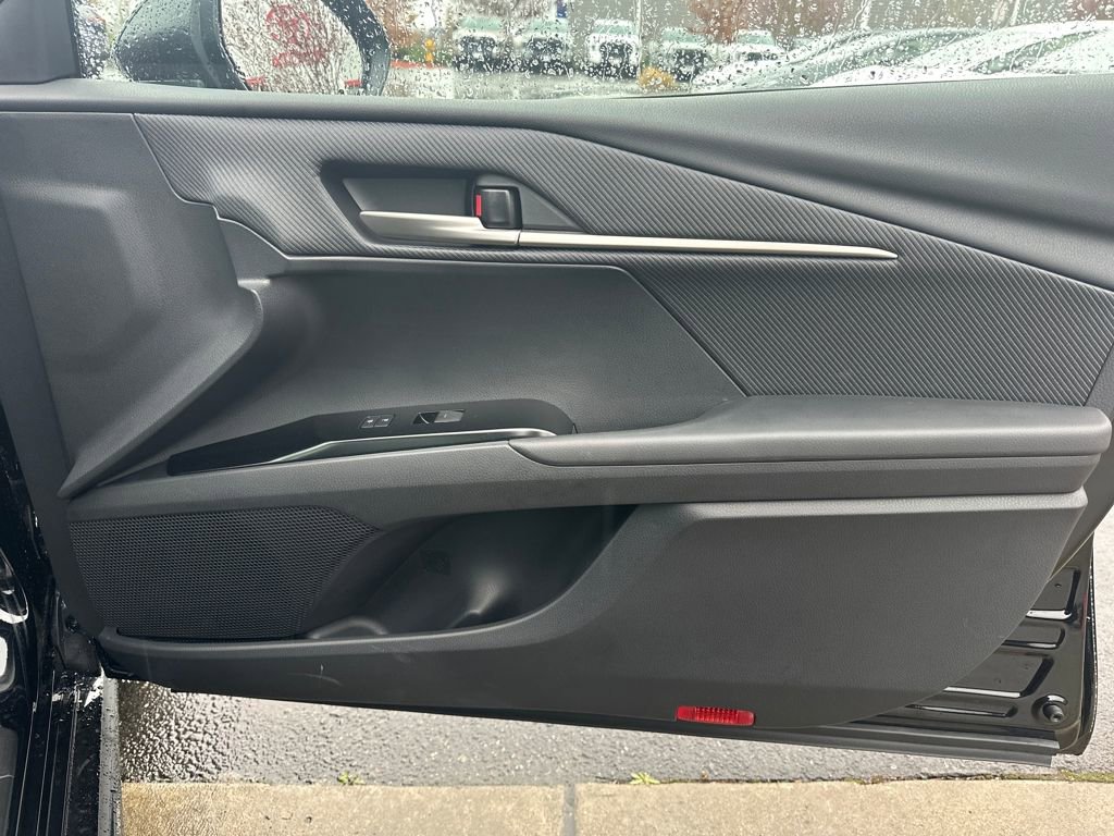 Used 2026 Toyota Camry Hybrid image 16