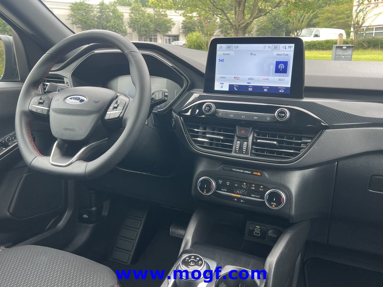 Used 2025 Ford Escape ST-Line FWD image 6