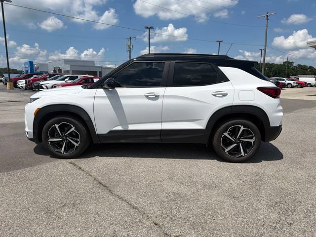 Used 2023 Chevrolet TrailBlazer RS w/ Convenience Package FWD image 9