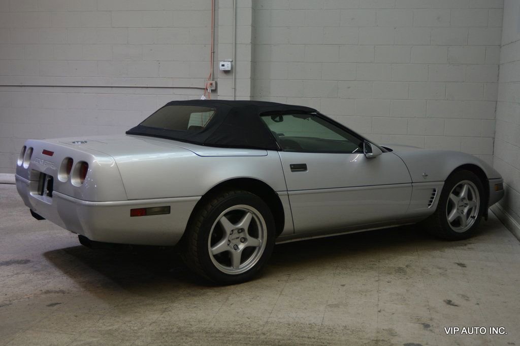 Used 1996 Chevrolet Corvette Convertible image 8