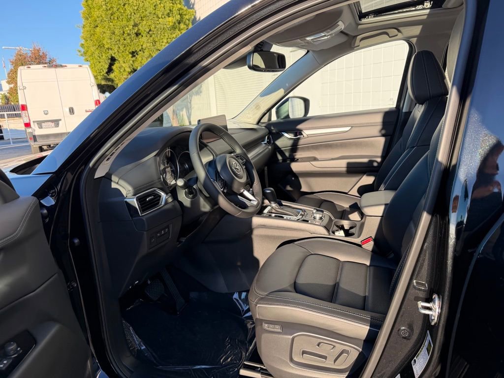 New 2025 MAZDA CX-5 AWD 2.5 S w/ Preferred Package image 16