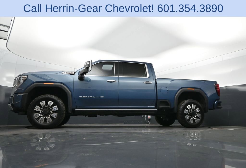 Used 2024 GMC Sierra 2500 Denali w/ Denali Reserve Package image 44
