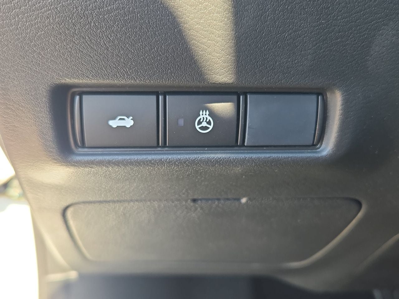 New 2026 Nissan Sentra SV w/ Floor Mat Package FWD image 24