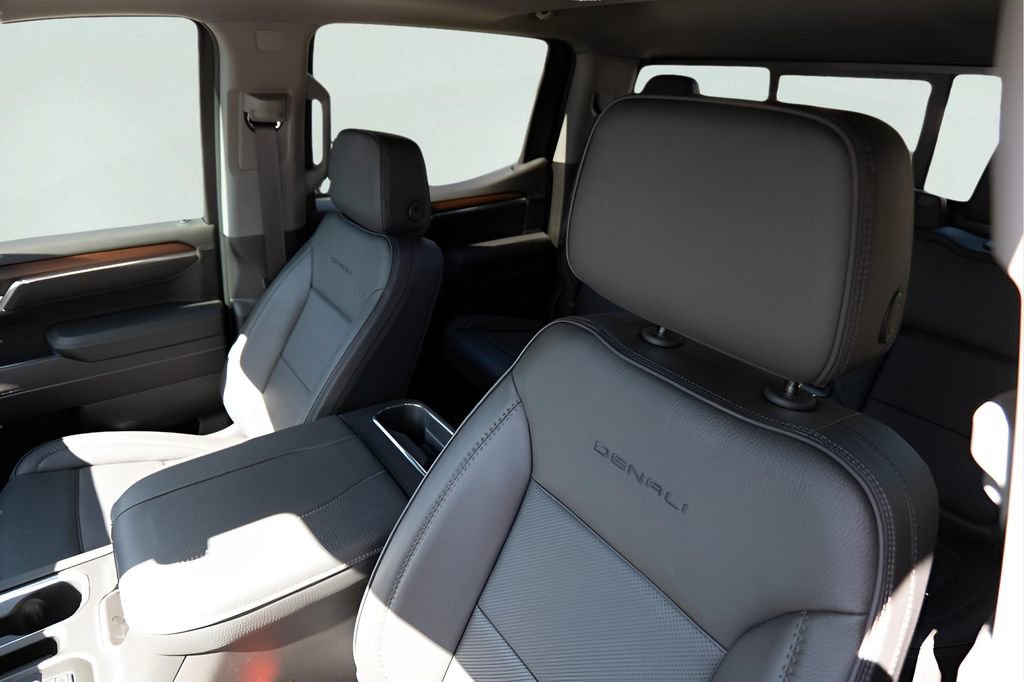 New 2026 GMC Sierra 1500 Denali w/ Denali Reserve Package image 10
