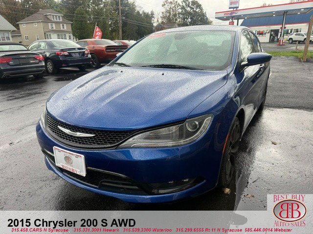 Used 2015 Chrysler 200 S w/ Navigation & Sound Group I AWD/4WD image 2