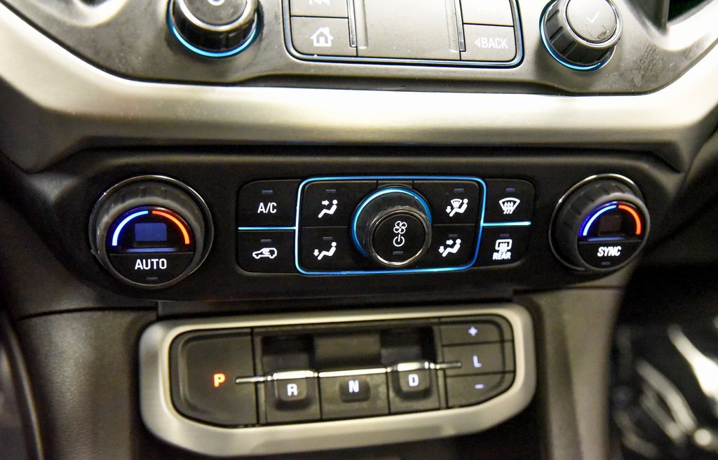 Used 2023 GMC Acadia SLT w/ Preferred Package image 22