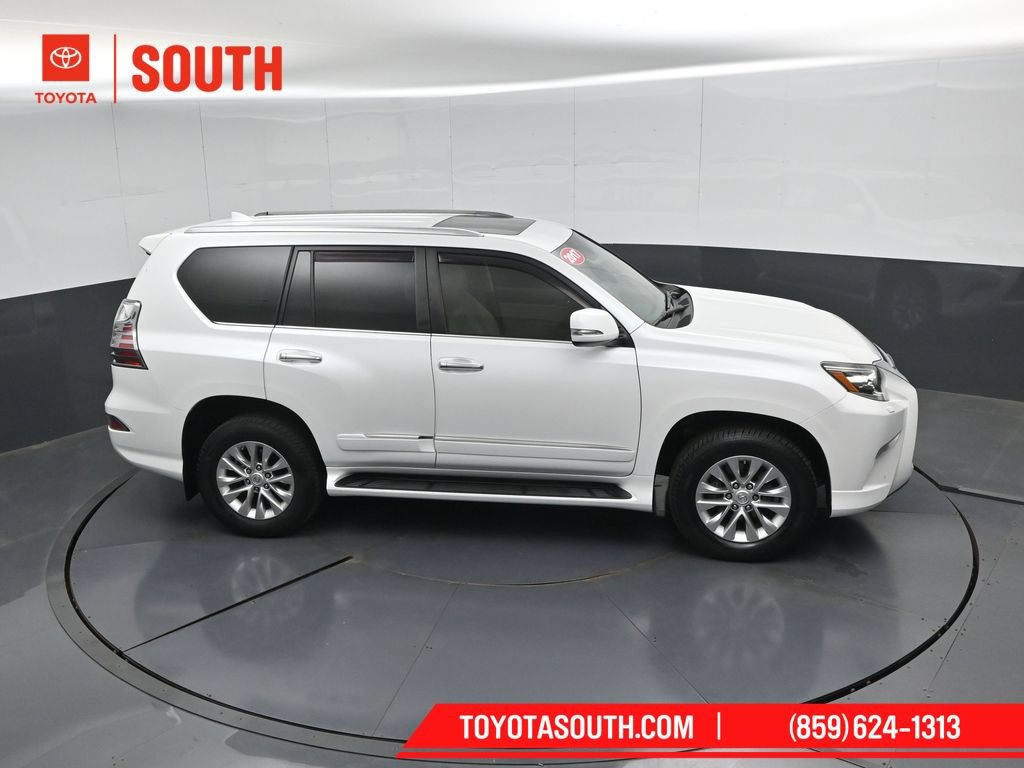 Used 2017 Lexus GX 460 AWD/4WD image 53