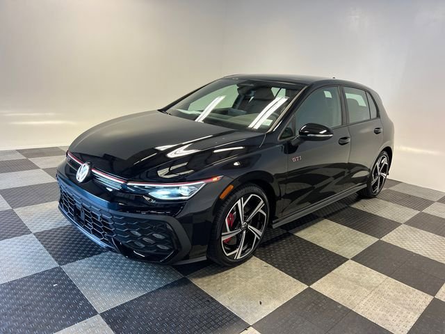 New 2026 Volkswagen GTI SE FWD image 3