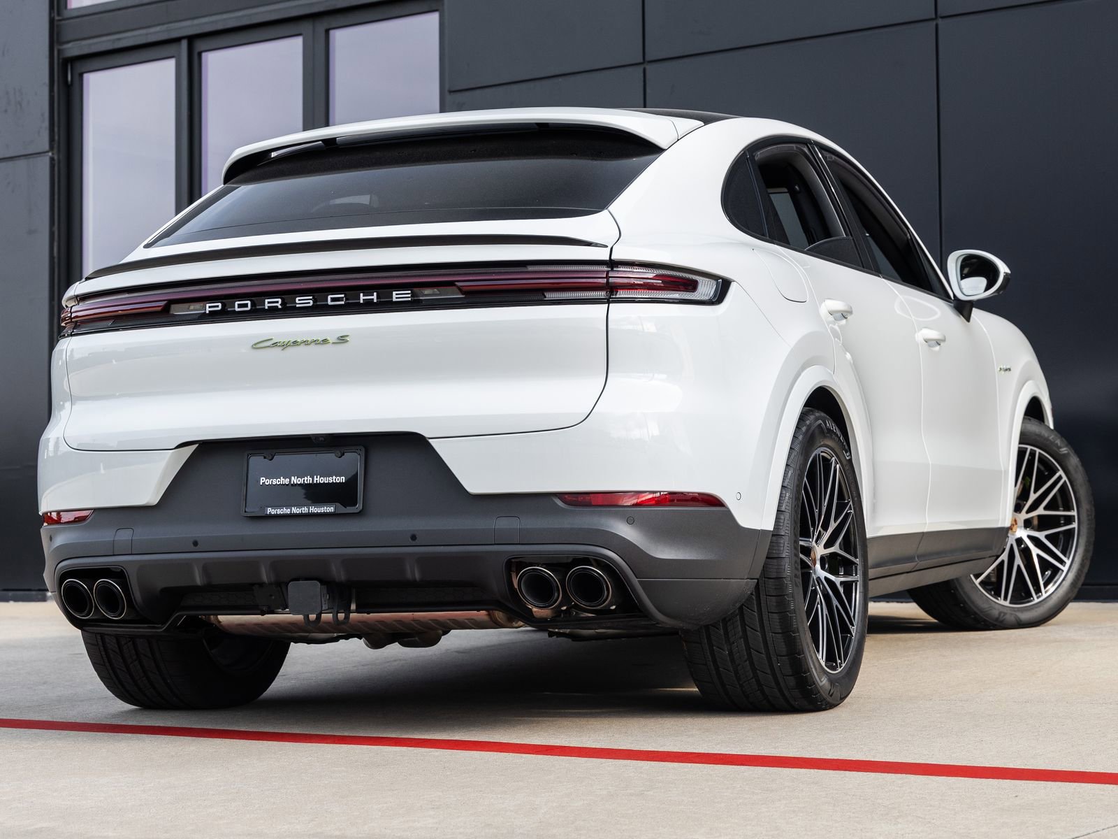 New 2025 Porsche Cayenne S AWD/4WD image 11