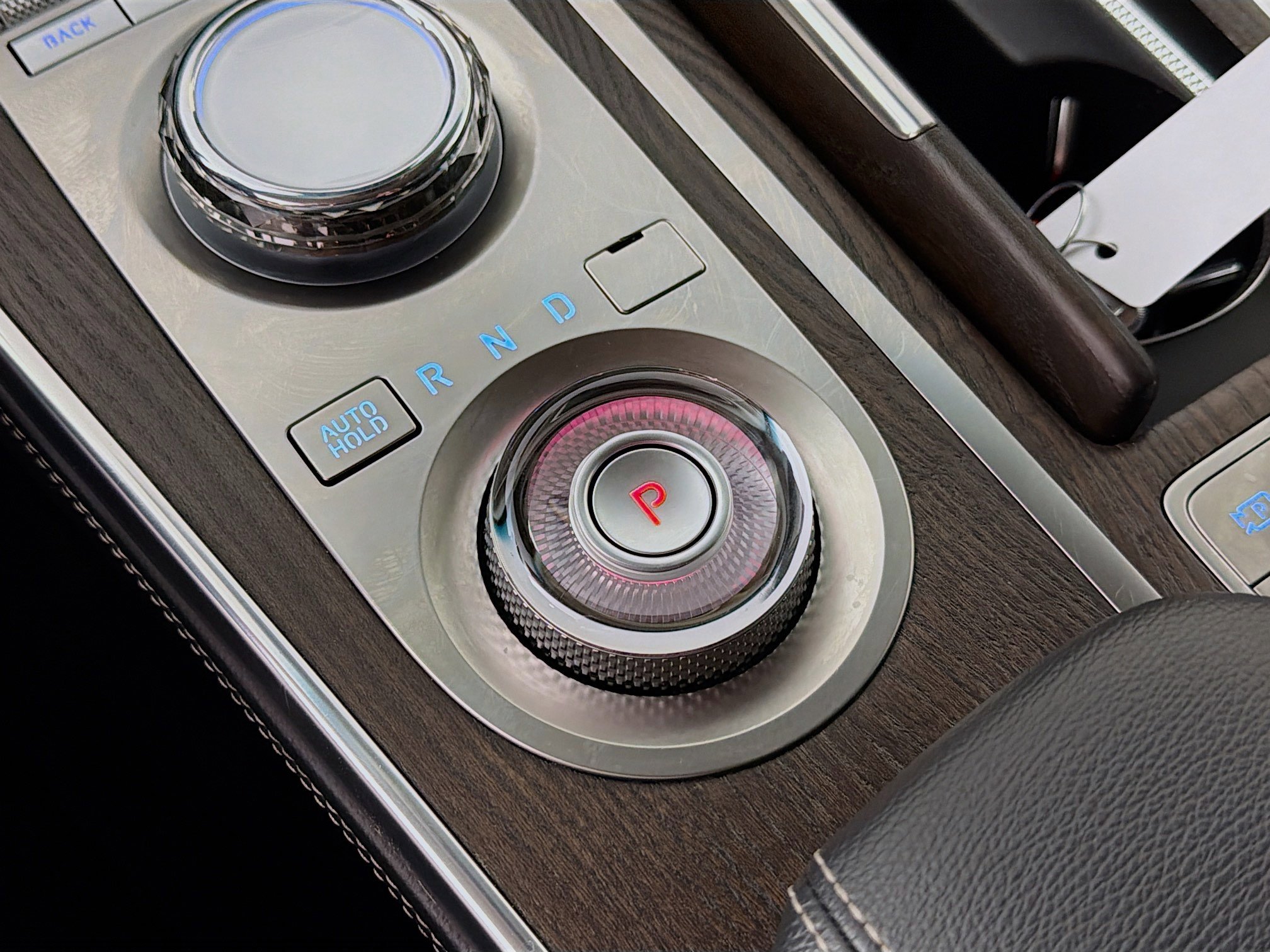 Used 2024 Genesis GV80 2.5T image 19