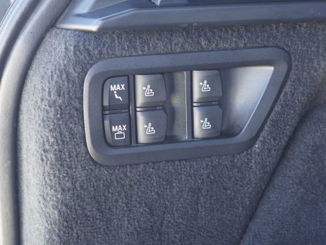 Used 2024 BMW X7 xDrive40i w/ M Sport Package image 51