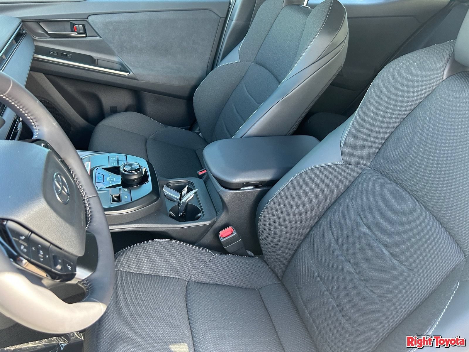 New 2026 Toyota C-HR AWD/4WD image 19