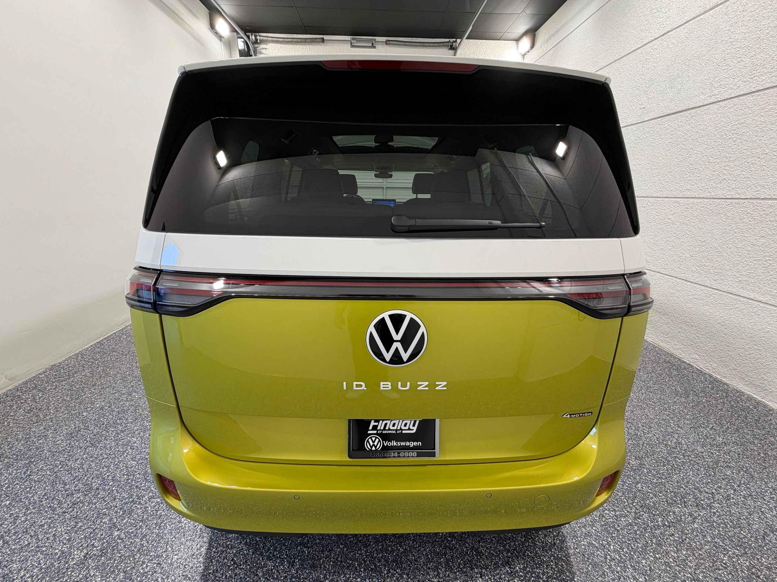 New 2025 Volkswagen ID. Buzz Pro S Plus AWD/4WD image 5