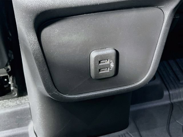Used 2022 GMC Terrain SLE w/ Driver Convenience Package FWD image 33