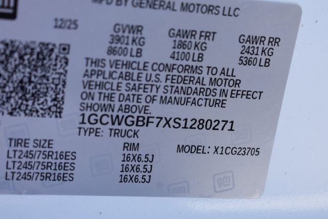 New 2025 Chevrolet Express 2500 Extended w/ Driver Convenience Package RWD image 32