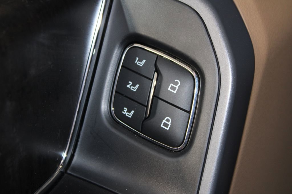 Used 2022 Ford F150 Lariat w/ Equipment Group 501A Mid image 43