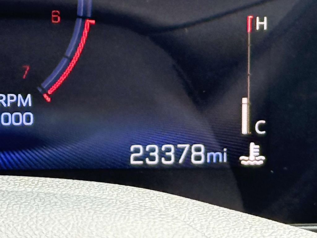 Used 2024 Chevrolet Trax ACTIV w/ Sunroof Package image 19