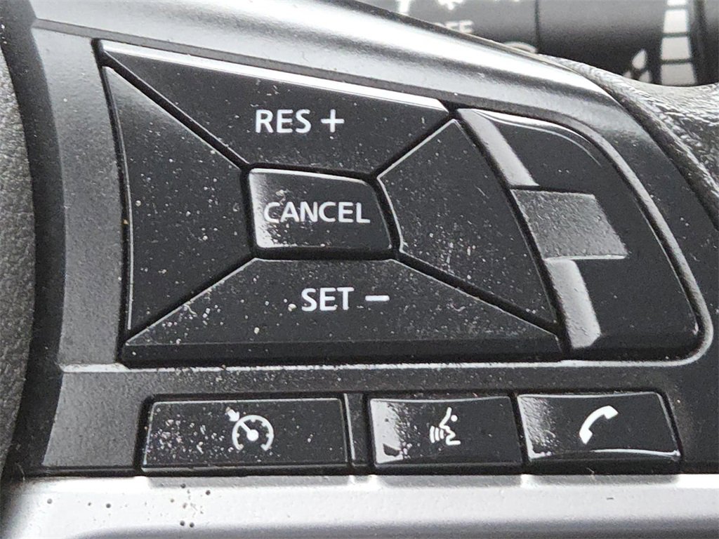 Used 2021 Nissan Versa SV image 27