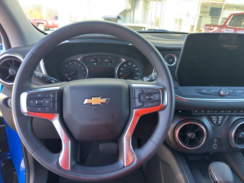 Used 2024 Chevrolet Blazer LT w/ Convenience Package FWD image 14