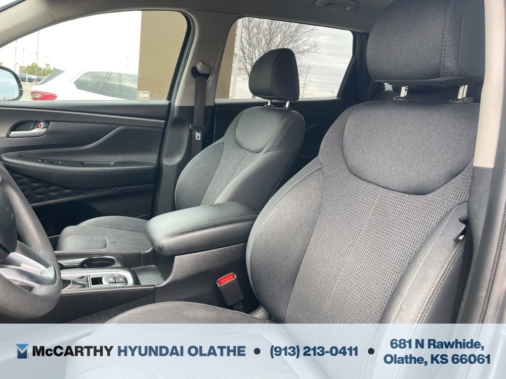 Used 2020 Hyundai Santa Fe SE image 5
