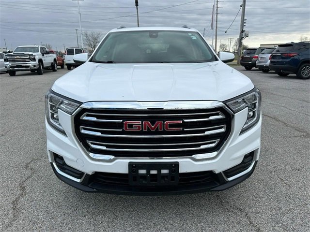 Used 2024 GMC Terrain SLT image 9
