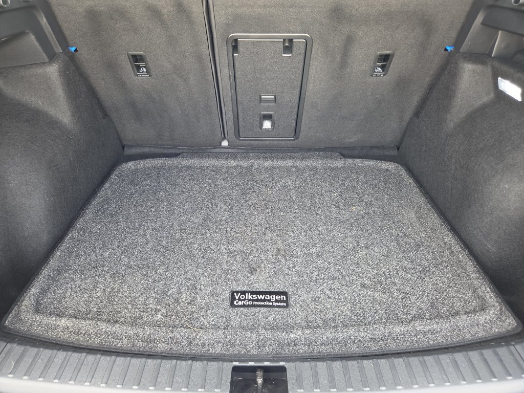 Certified 2025 Volkswagen Taos SE AWD/4WD image 27