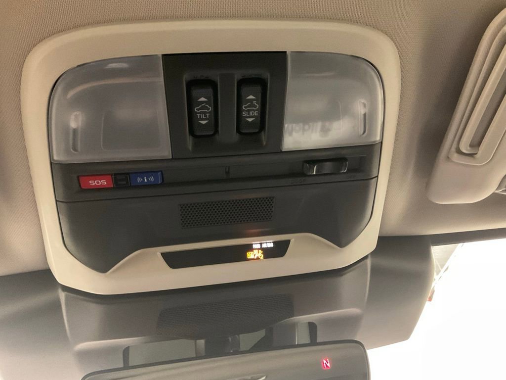 Used 2024 Subaru Crosstrek 2.0i Premium image 25