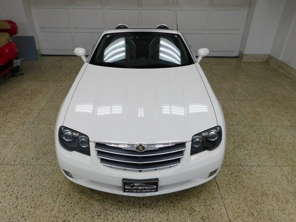 Used 2005 Chrysler Crossfire Limited RWD image 24