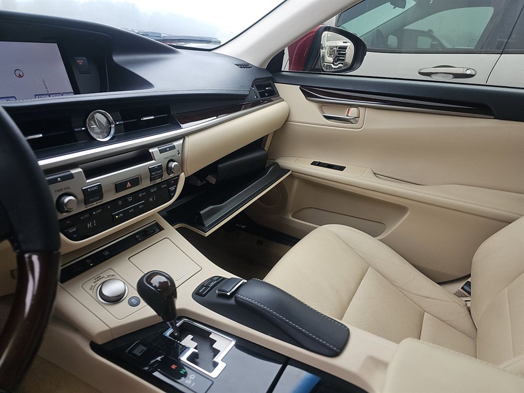 Used 2013 Lexus ES 350 image 22