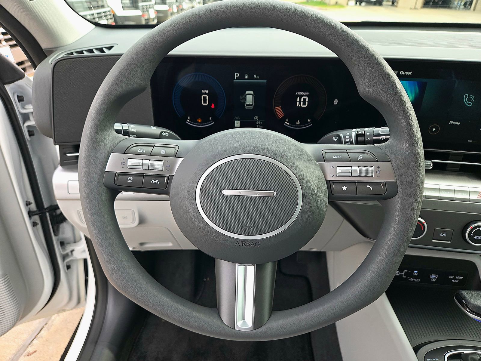 New 2026 Hyundai Kona SE FWD image 10