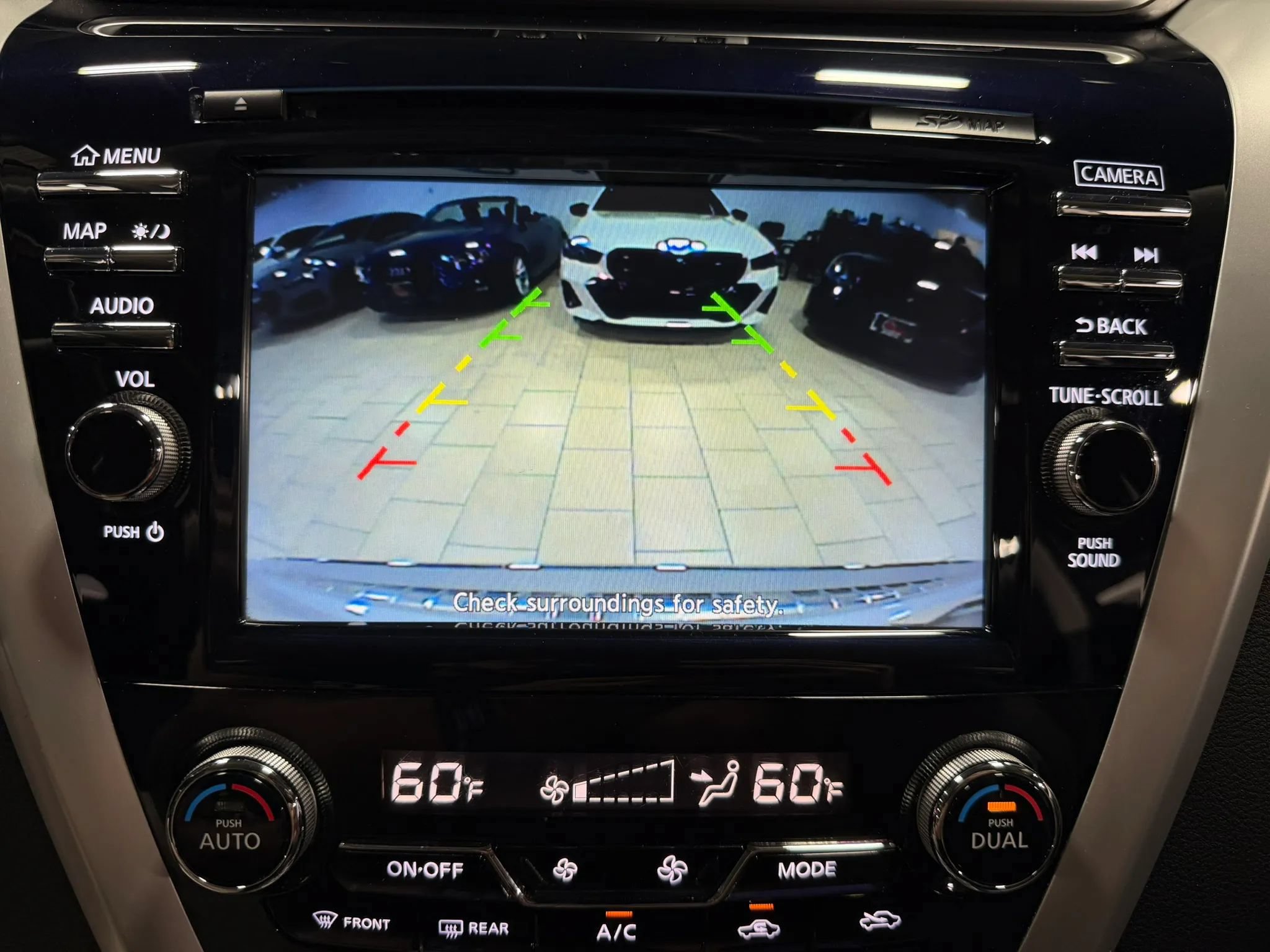 Used 2017 Nissan Murano S w/ Navigation Package AWD/4WD image 19