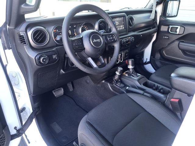 Used 2023 Jeep Wrangler Unlimited Sport image 13