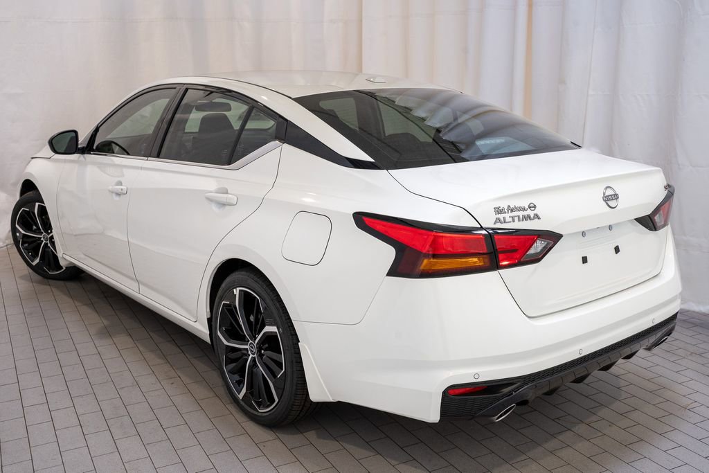 New 2025 Nissan Altima 2.5 SR image 4