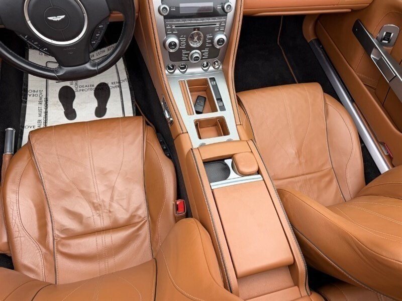 Used 2012 Aston Martin Virage Volante RWD image 18