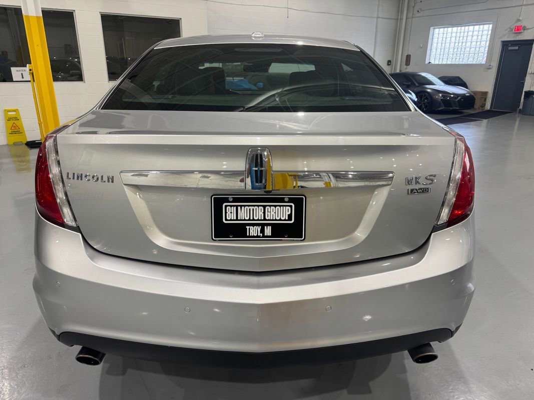 Used 2012 Lincoln MKS AWD image 6