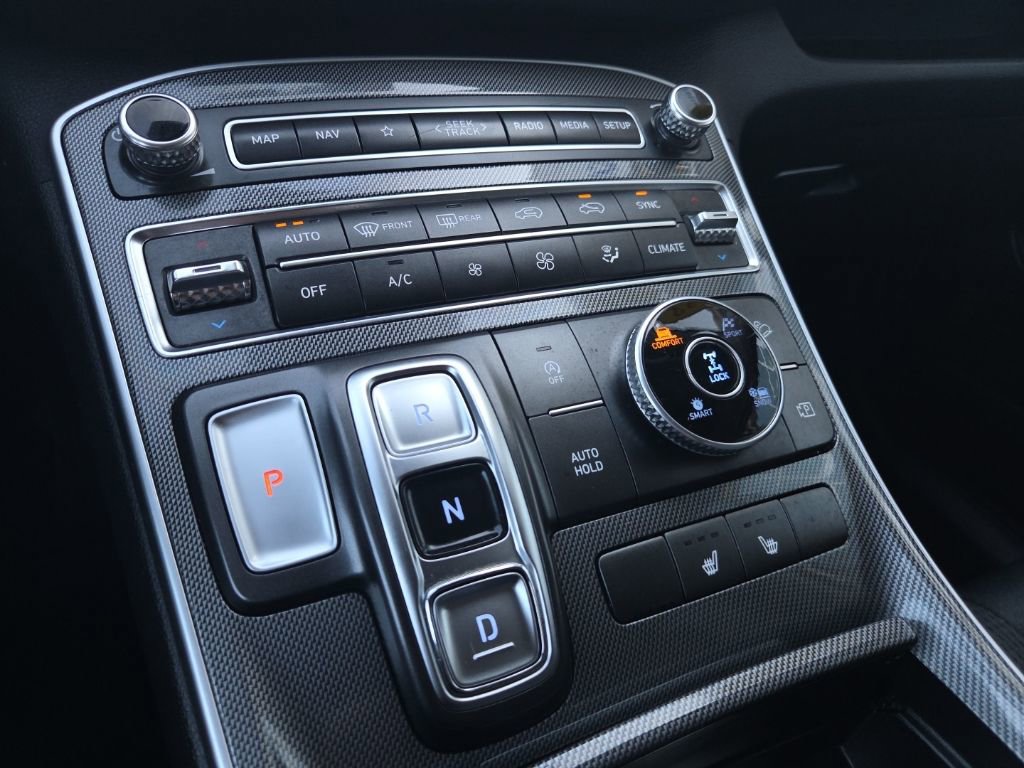 Used 2023 Hyundai Santa Fe SEL image 39