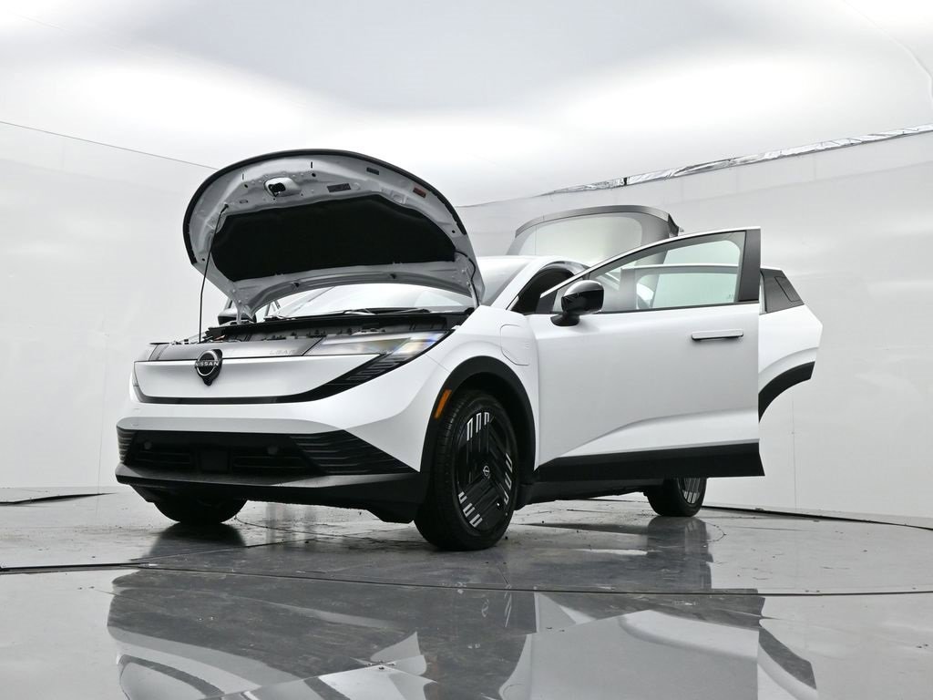 New 2026 Nissan Leaf image 29