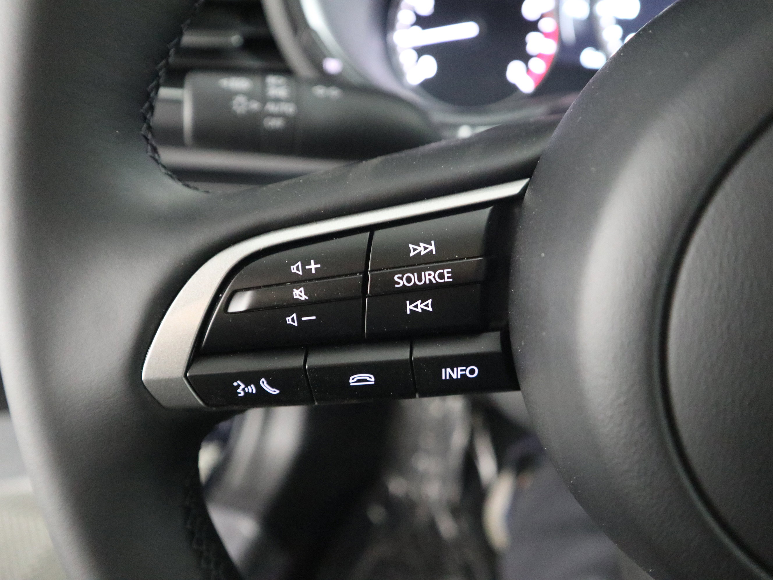 New 2026 MAZDA MAZDA3 2.5 S Sedan w/ Preferred Pkg image 24