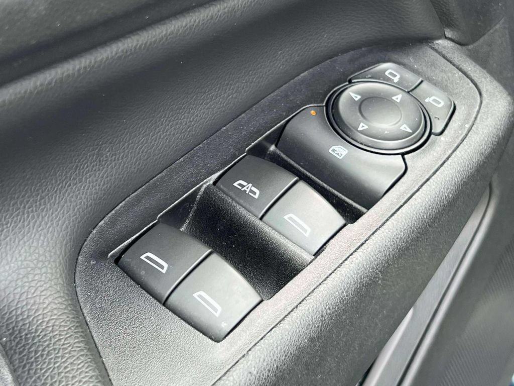 Used 2019 Chevrolet Equinox Premier AWD/4WD image 18