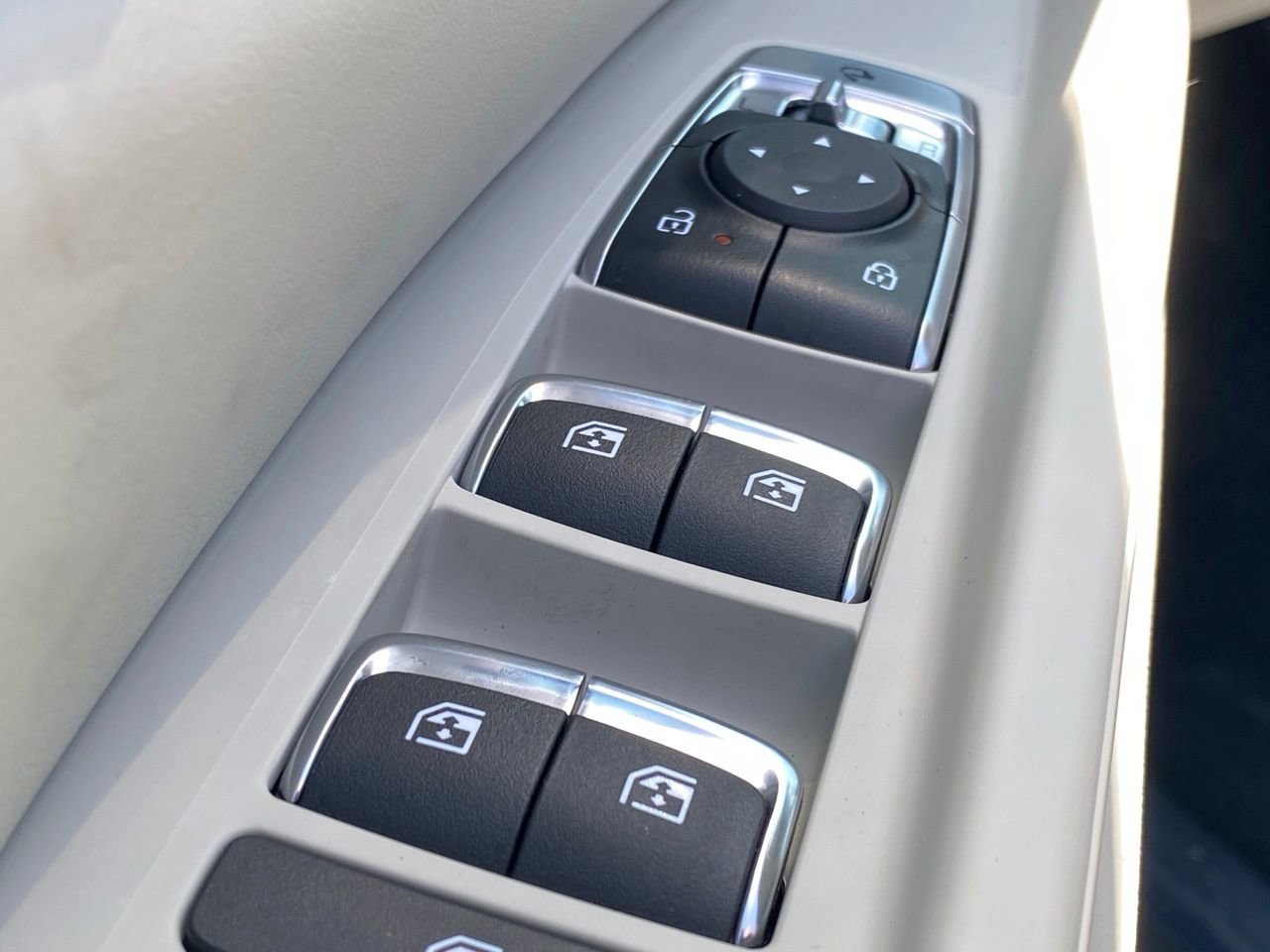 New 2026 Kia Carnival EX image 11