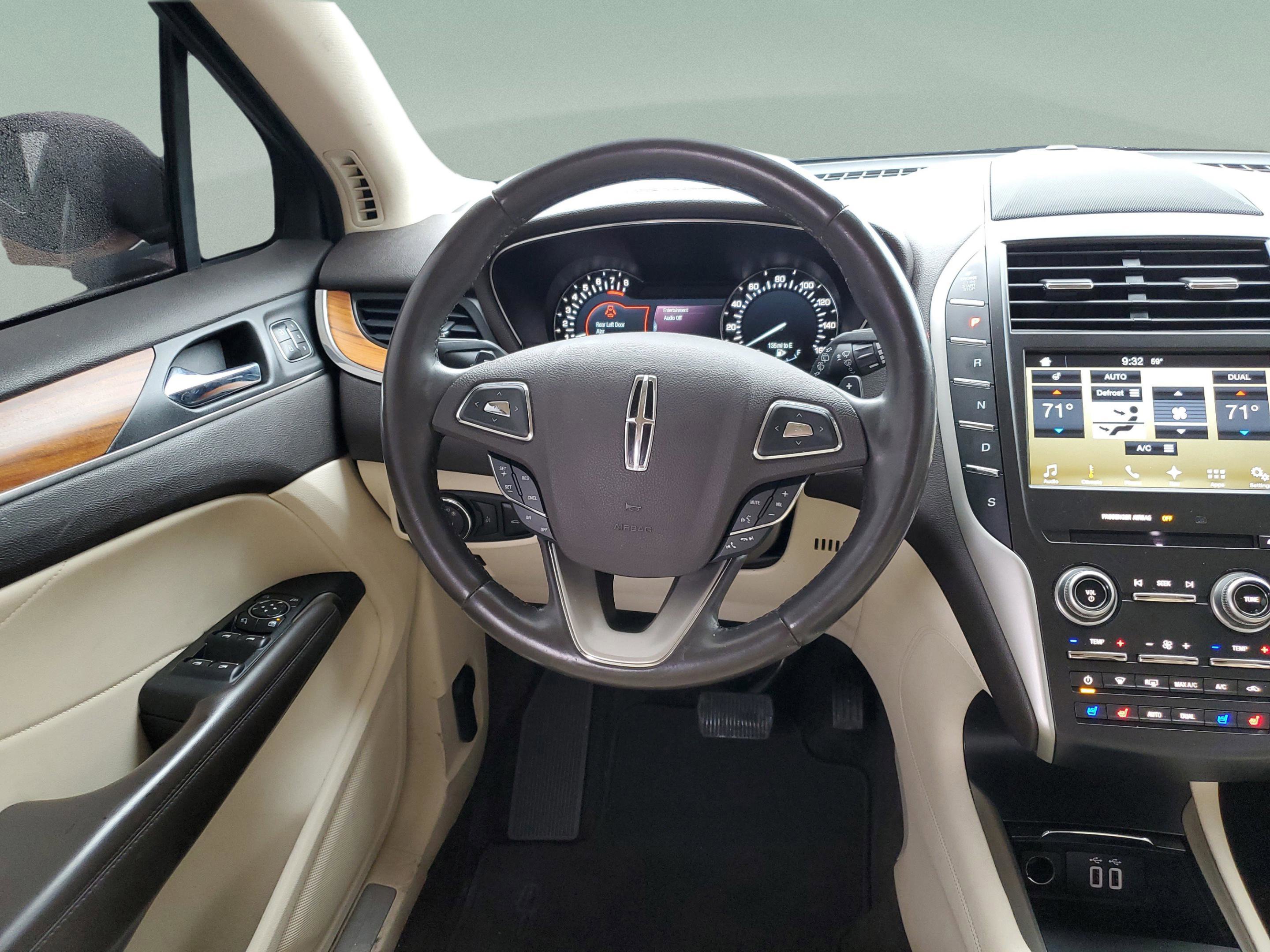 Used 2016 Lincoln MKC Reserve w/ Lincoln MKC Climate Package image 12