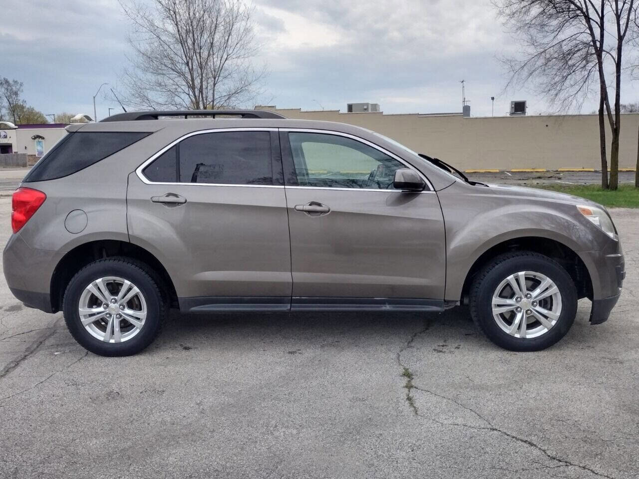Used 2012 Chevrolet Equinox LT AWD/4WD image 4