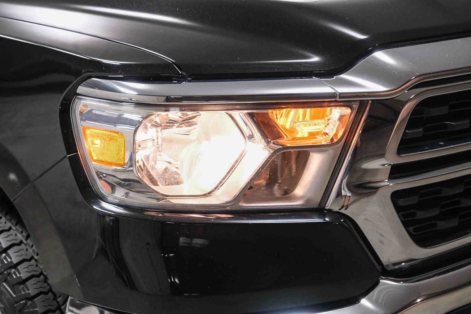 Used 2023 RAM 1500 Big Horn AWD/4WD image 14