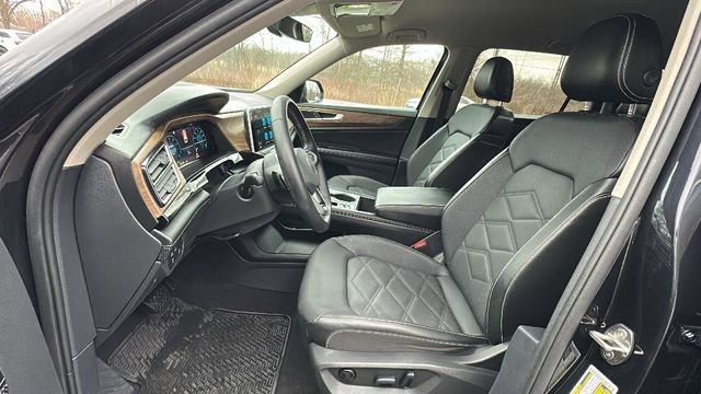 Used 2024 Volkswagen Atlas SE image 22