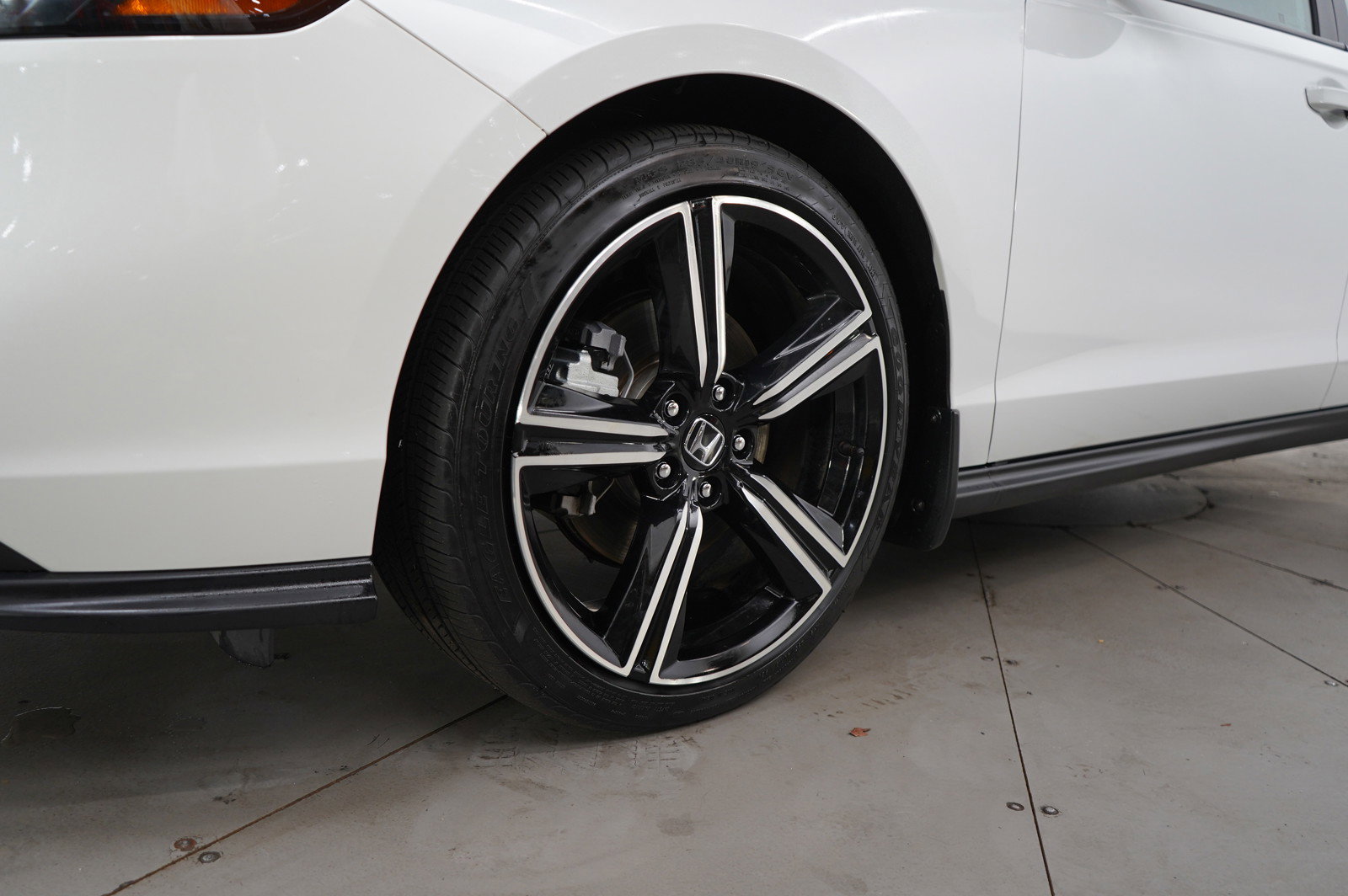 Used 2023 Honda Accord Sport image 26